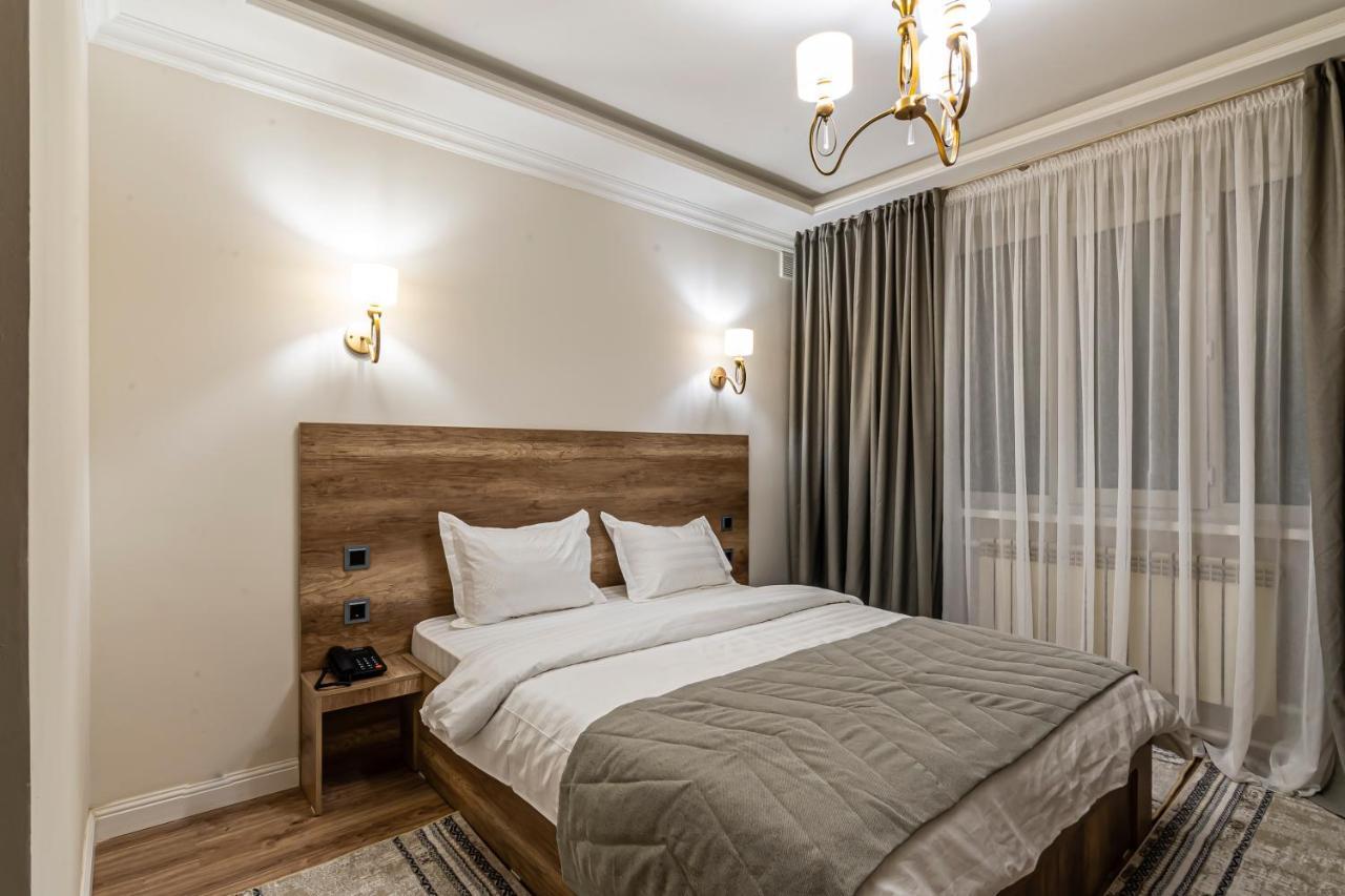 Oscar Hotel By Ag Hotels Group Almaty Bagian luar foto