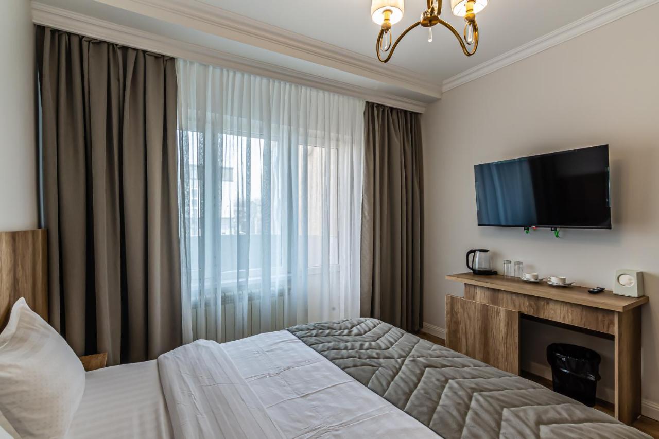 Oscar Hotel By Ag Hotels Group Almaty Bagian luar foto